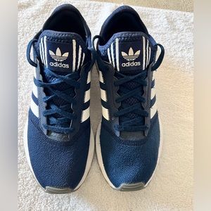 ADIDAS NAVY BLUE/ WHITE SNEAKERS… WOMENS… 9.5